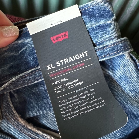 NWT Levi’s XL Straight Baggy Women’s Jeans - Picture 2 of 6